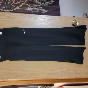 Nike thermafit COMPELTE outfit!! 3 pieces!!